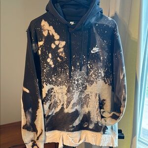 Distressed Nike Black and Cream Men's Sweater